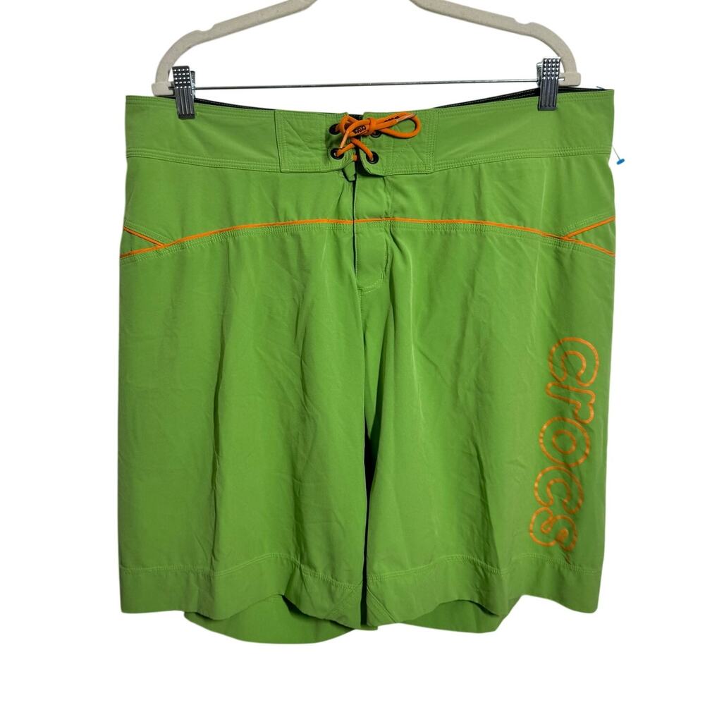Crocs Mens Swim Trunks Green Mesh Lined Lace Up Pockets‎ Spell Out Pool Vacation